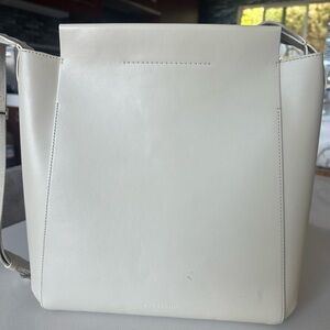 Everlane The Form Bag White in Good Condition